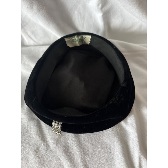 Vintage Black Velvet Pillbox Hat With Rhinestone Accent By Milbrae - Picture 10 of 11